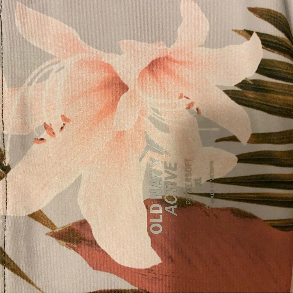 Old Navy Floral Athletic Biking Shorts - Picture 2 of 5